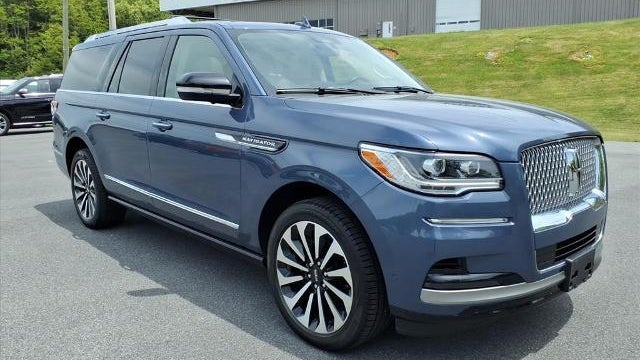 2023 Lincoln Navigator L Reserve