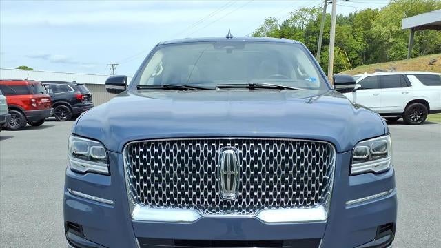 2023 Lincoln Navigator L Reserve