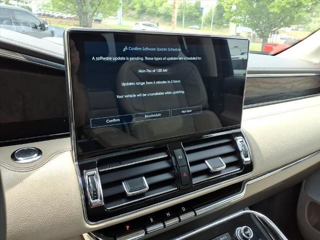 2023 Lincoln Navigator - $55,976