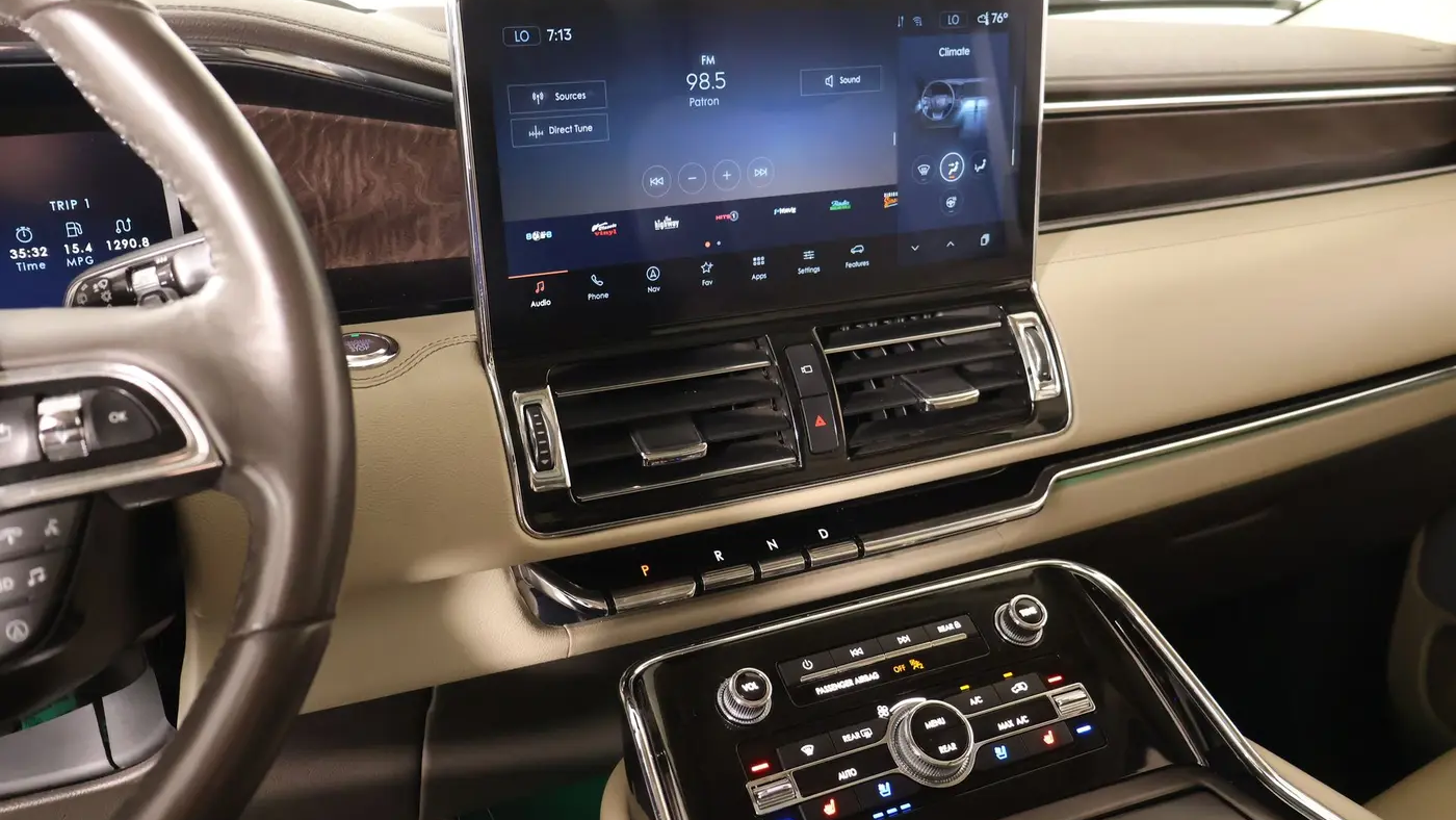 2023 Lincoln Navigator L Reserve