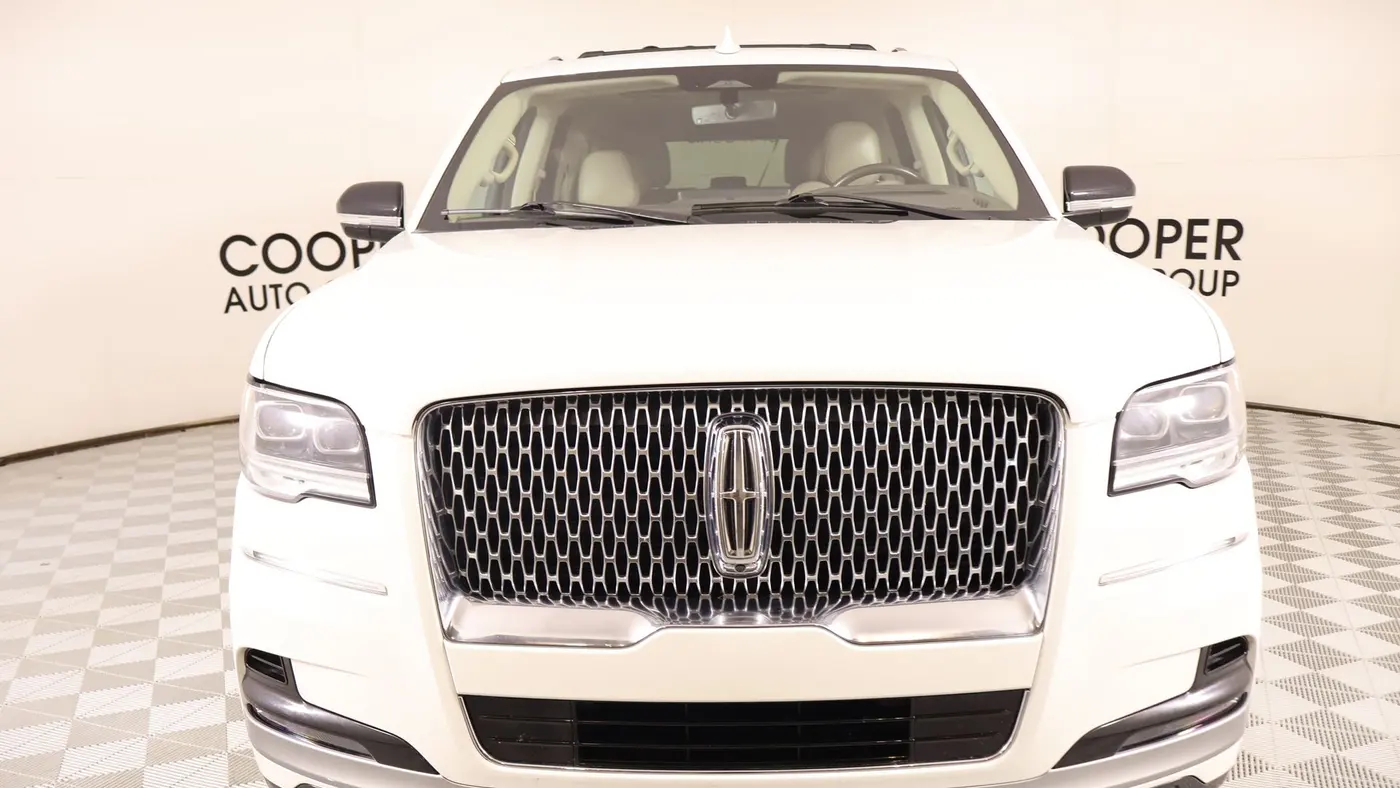 2023 Lincoln Navigator L Reserve