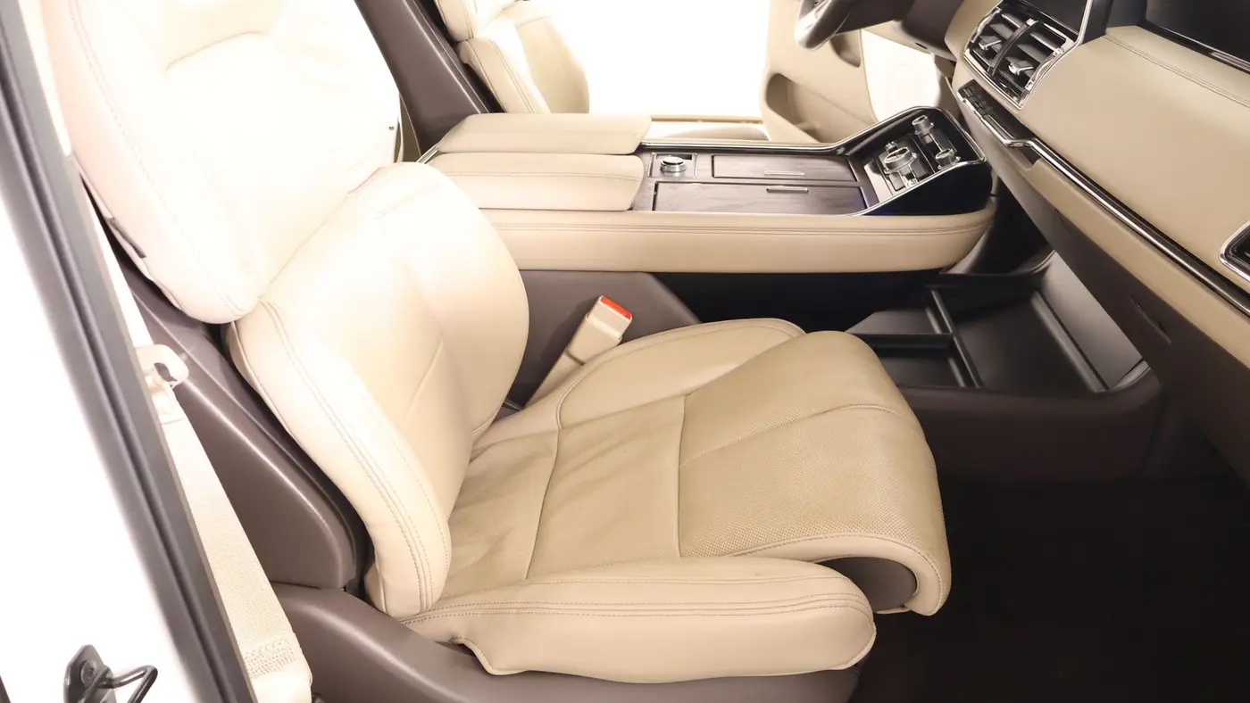 2023 Lincoln Navigator L Reserve
