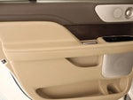 2023 Navigator L Thumbnail 19