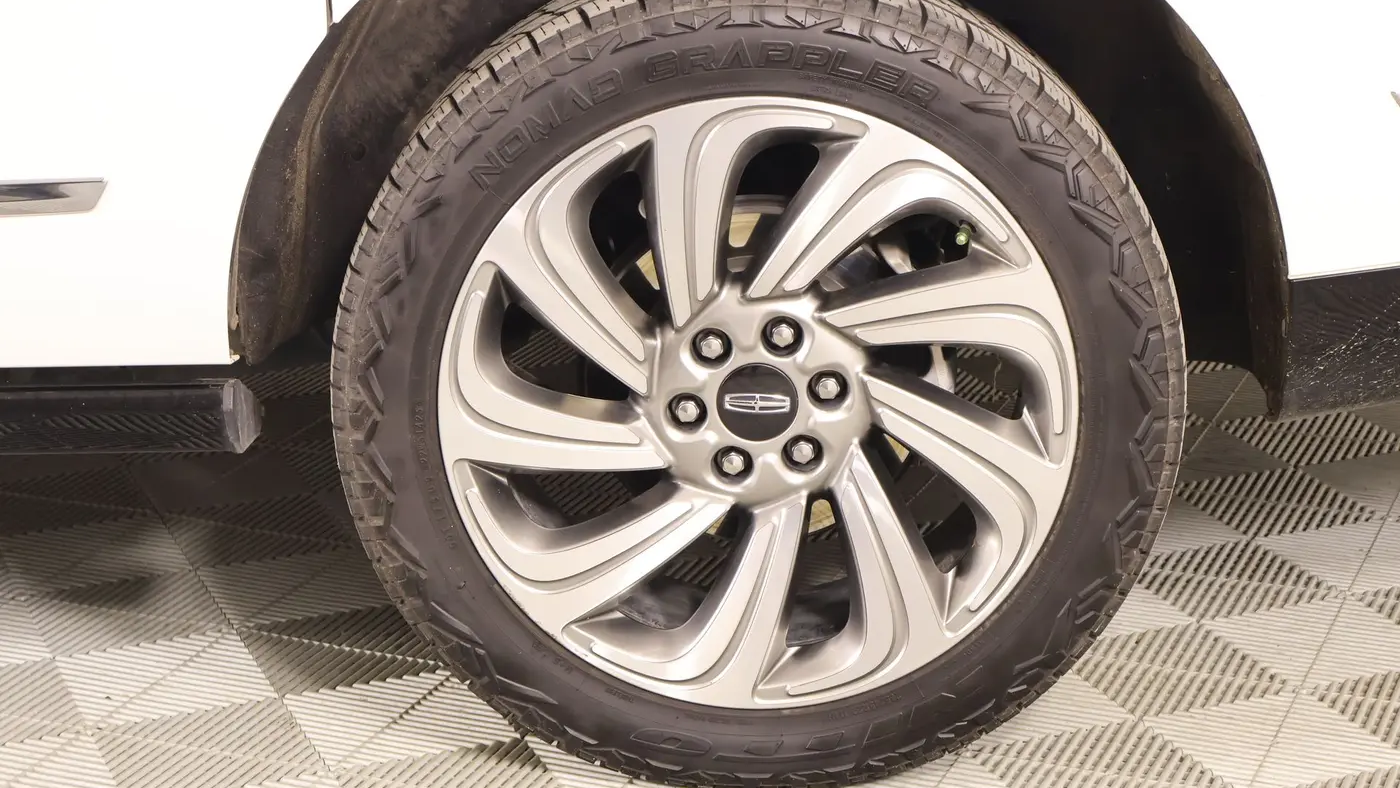 2023 Lincoln Navigator L Reserve