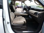 2024 Navigator L Thumbnail 28