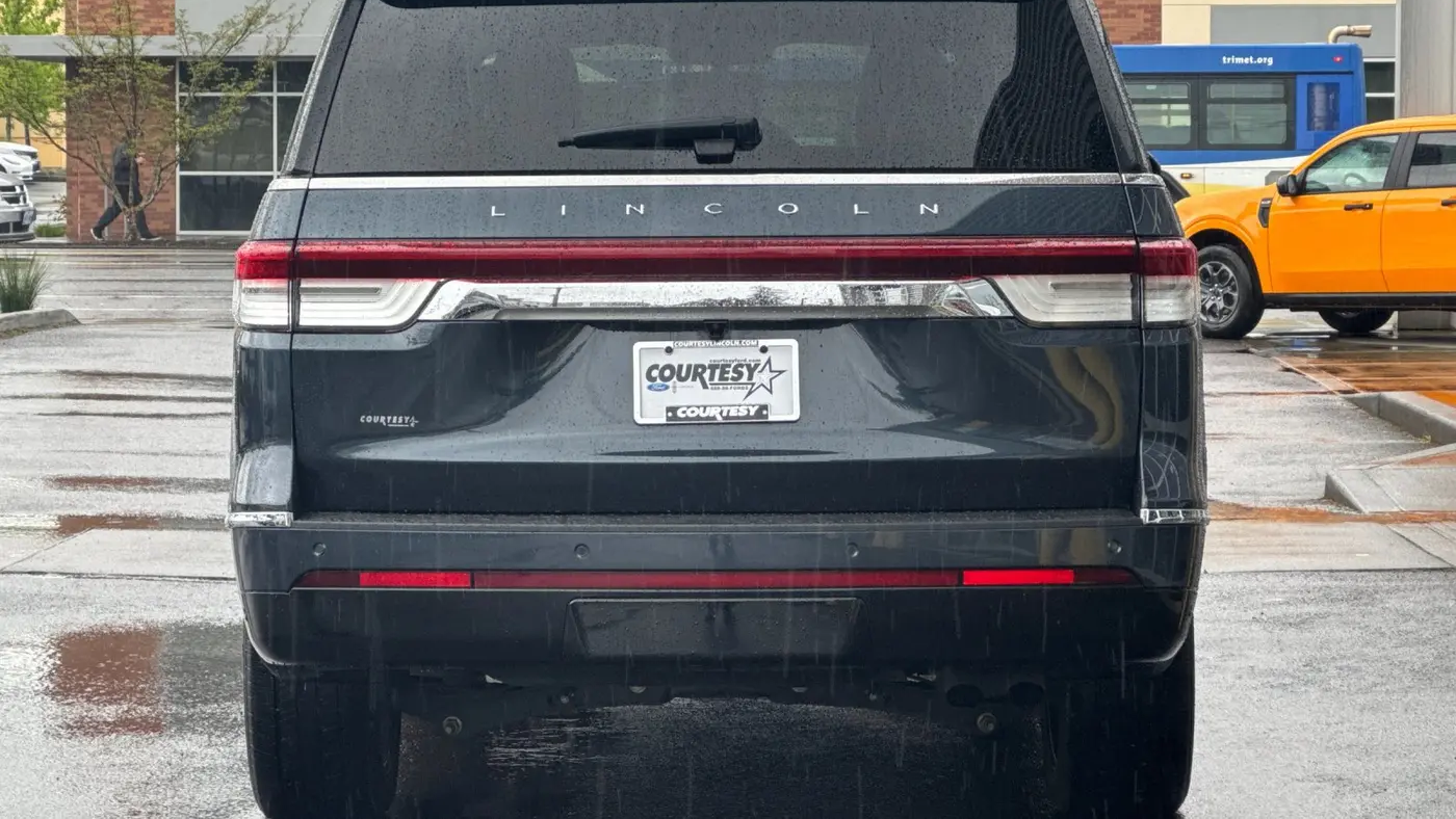 2024 Lincoln Navigator L Reserve
