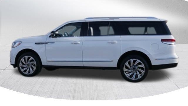 2024 Lincoln Navigator L Reserve