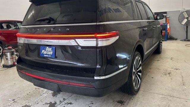 2024 Lincoln Navigator L Reserve
