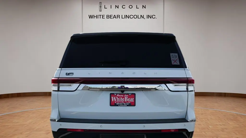 2024 Lincoln Navigator L Reserve