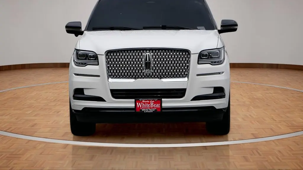 2024 Lincoln Navigator L Reserve