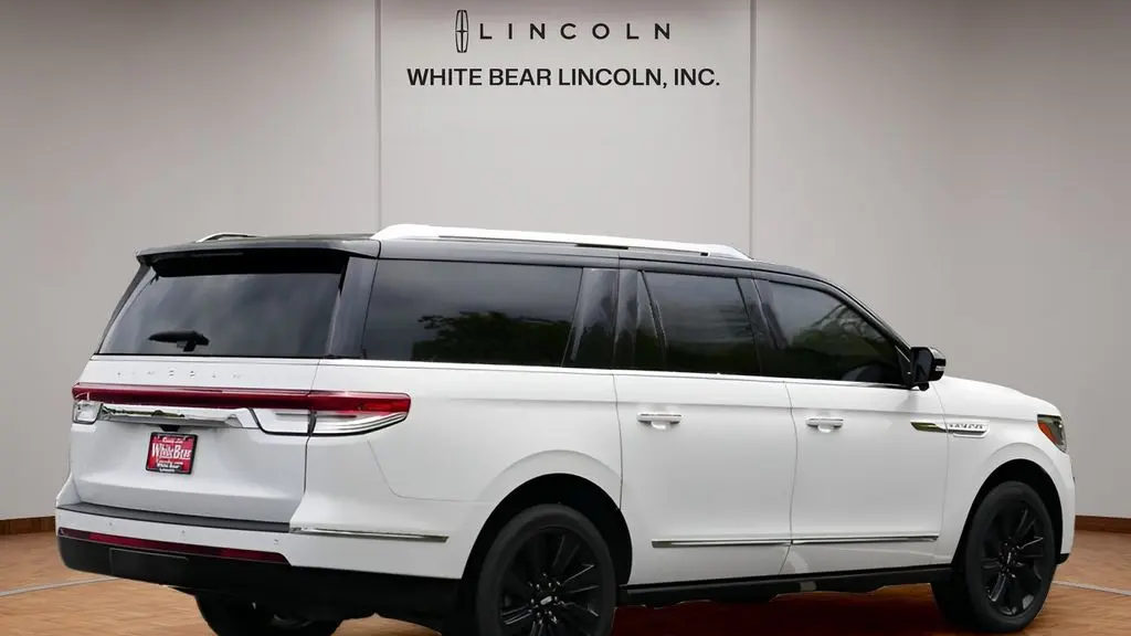 2024 Lincoln Navigator L Reserve