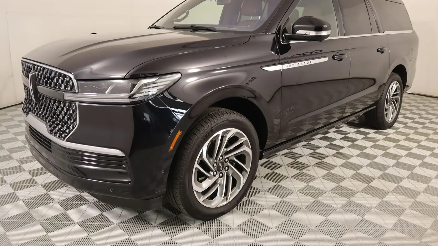 2025 Lincoln Navigator L Reserve