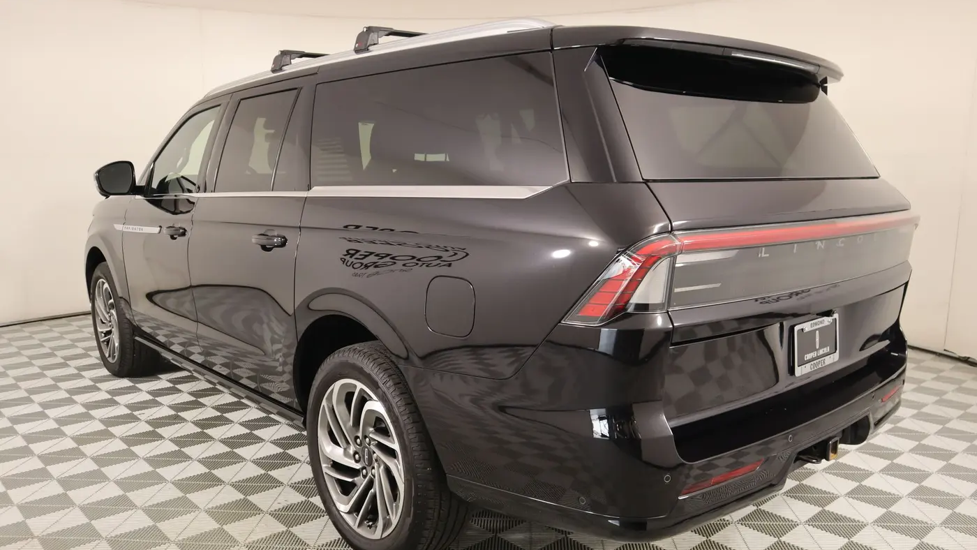 2025 Lincoln Navigator L Reserve
