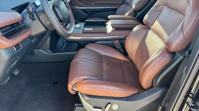 2025 Lincoln Navigator L Reserve