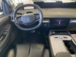 2025 Navigator L Thumbnail 7