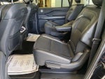 2025 Navigator L Thumbnail 9
