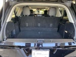 2025 Navigator L Thumbnail 12