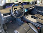 2025 Navigator L Thumbnail 23
