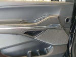 2025 Navigator L Thumbnail 24