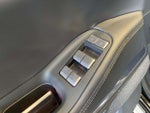 2025 Navigator L Thumbnail 25