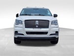 2023 Navigator L Thumbnail 3