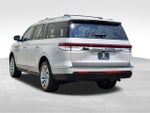 2023 Navigator L Thumbnail 7