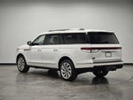 2023 Navigator L Thumbnail 5