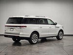 2023 Navigator L Thumbnail 7