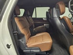 2023 Navigator L Thumbnail 16