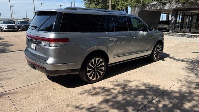 2023 Lincoln Navigator L Reserve