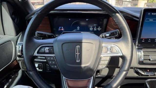 2023 Lincoln Navigator L Reserve