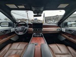 2023 Navigator L Thumbnail 22