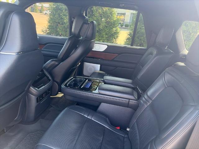 2023 Lincoln Navigator - $47,500