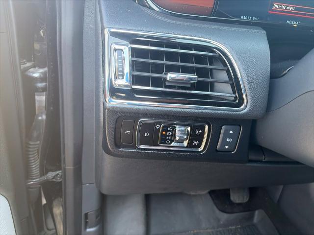 2023 Lincoln Navigator - $47,500