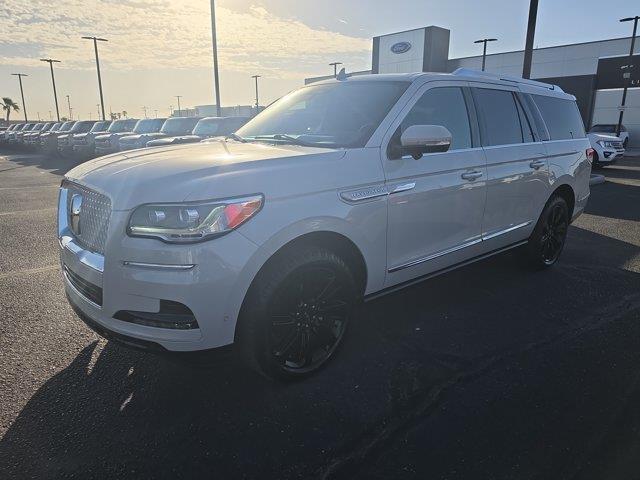 2023 Lincoln Navigator