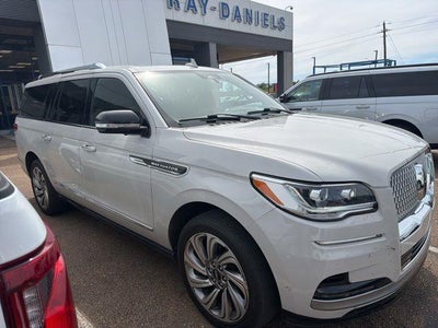 2023 Lincoln Navigator L 4X4 Reserve 4DR SUV