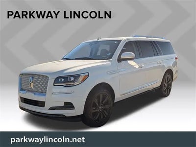 Photo of a 2023 Lincoln Navigator L 4X4 Reserve 4DR SUV for sale