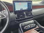 2023 Navigator L Thumbnail 9