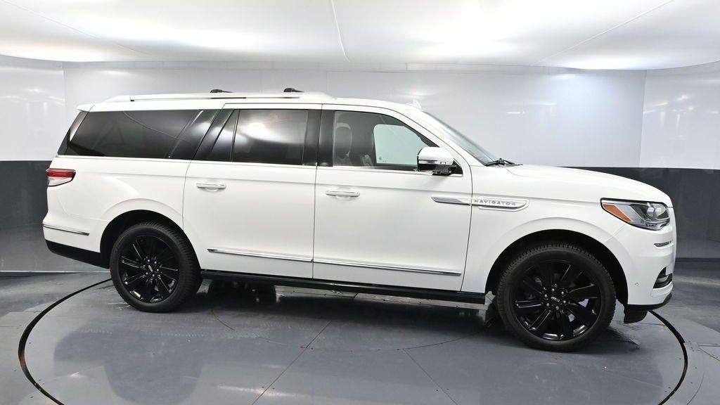 2024 Lincoln Navigator L Reserve