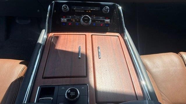2024 Lincoln Navigator L Reserve
