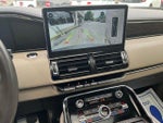 2024 Navigator L Thumbnail 6