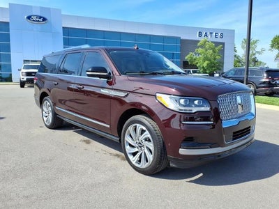 Photo of a 2024 Lincoln Navigator L 4X4 Reserve 4DR SUV for sale