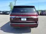 2024 Navigator L Thumbnail 4