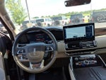 2024 Navigator L Thumbnail 14