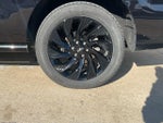 2025 Navigator L Thumbnail 6