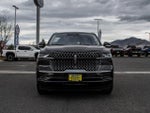 2025 Navigator L Thumbnail 2