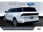 2025 Navigator L Thumbnail 2