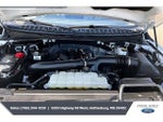2025 Navigator L Thumbnail 8