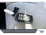 2025 Navigator L Thumbnail 9