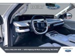 2025 Navigator L Thumbnail 12